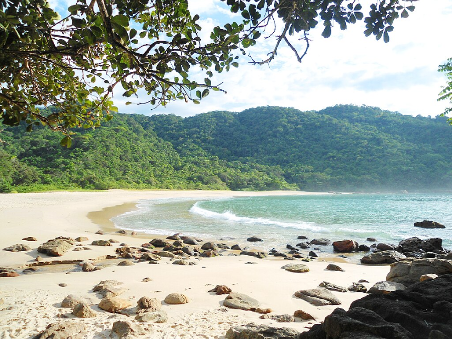 Praia Brava, em Trindade