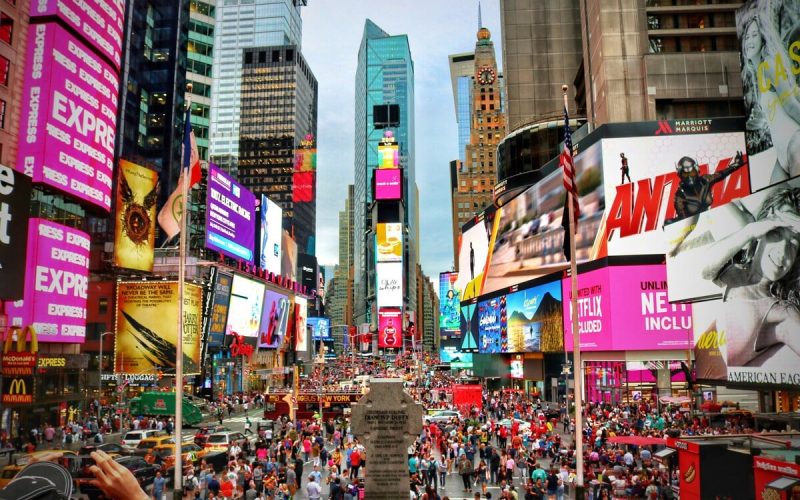 Quanto custa viajar para os EUA em 2025? Passagens e passeios