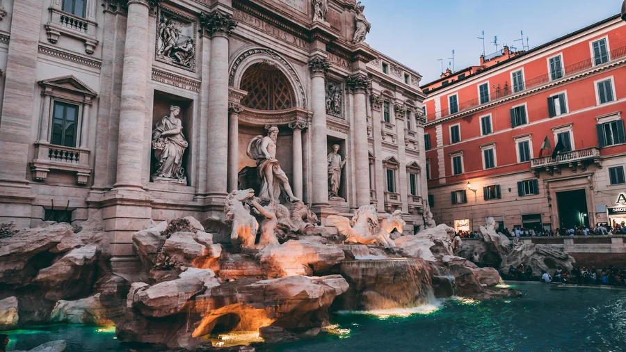 Fontana di Trevi, Itália