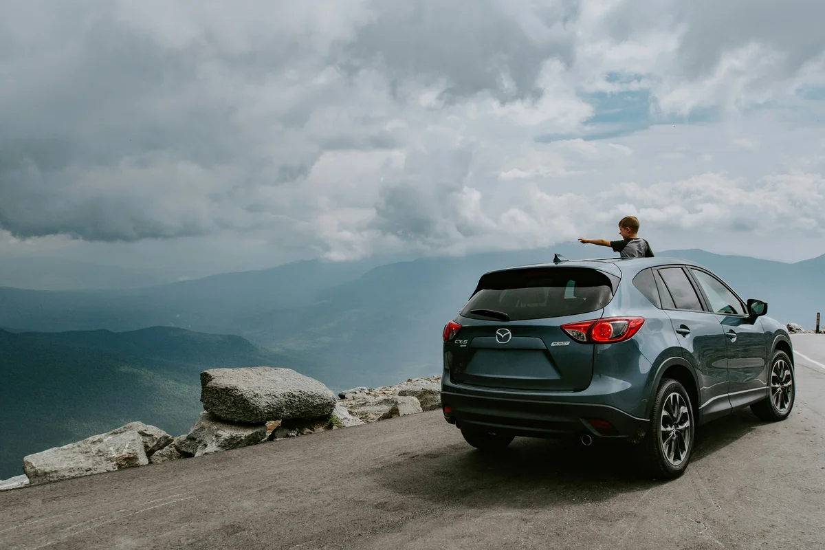8 dos melhores carros para viajar em 2025 por até R$ 100 mil