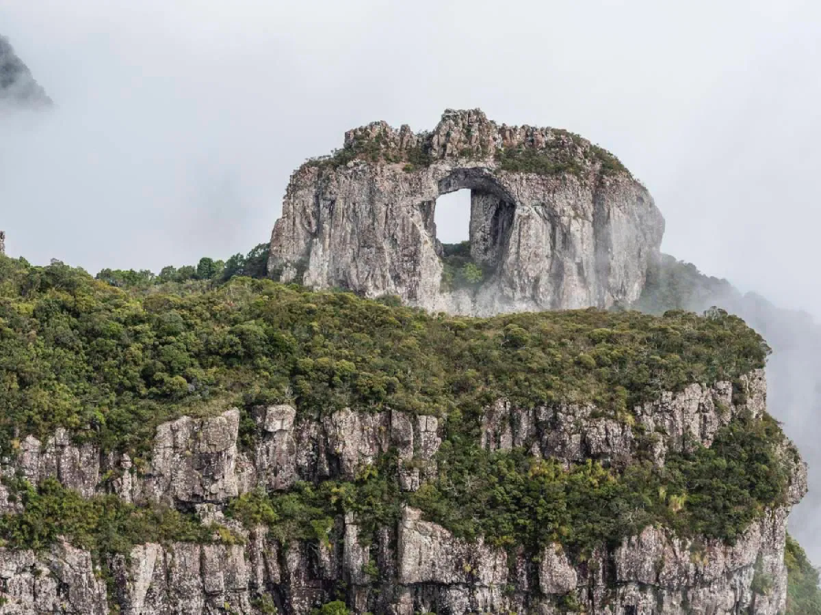 Pedra Furada