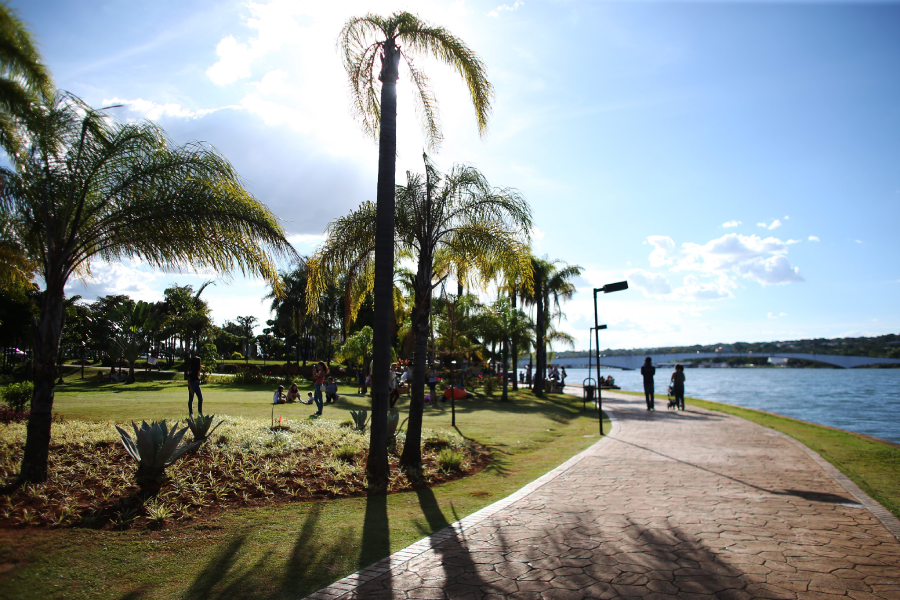 Viaje pelo Brasil e conheça Pontão do Lago Sul