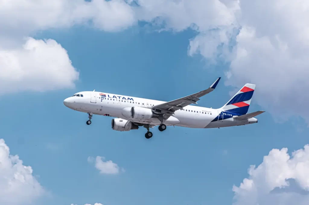 LATAM Airlines entre as melhores companhias aéreas do mundo.