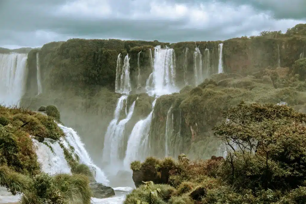 Cachoeira para ser vista durante road trip pelo Sul do Brasil