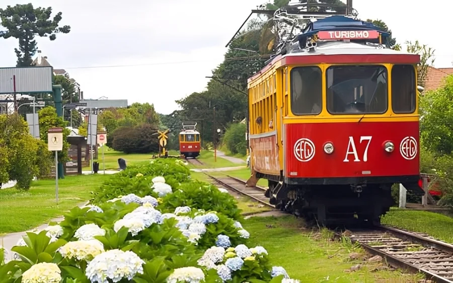 Descubra Campos do Jordão - Andar de Bondinho
