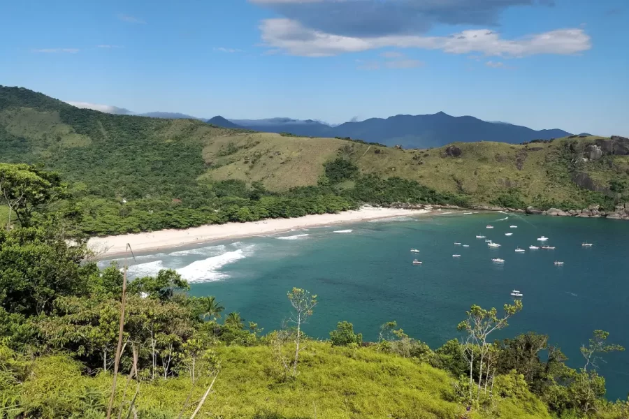 Lugares com águas cristalinas em SP - Ilhabela