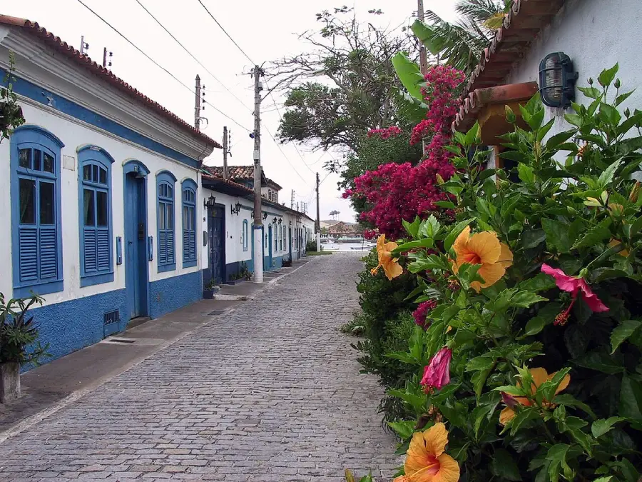 Um passeio pelo Bairro da Passagem é viajar pela história de Cabo Frio