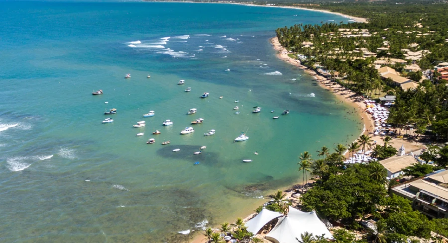 Vista aérea da Praia do Forte