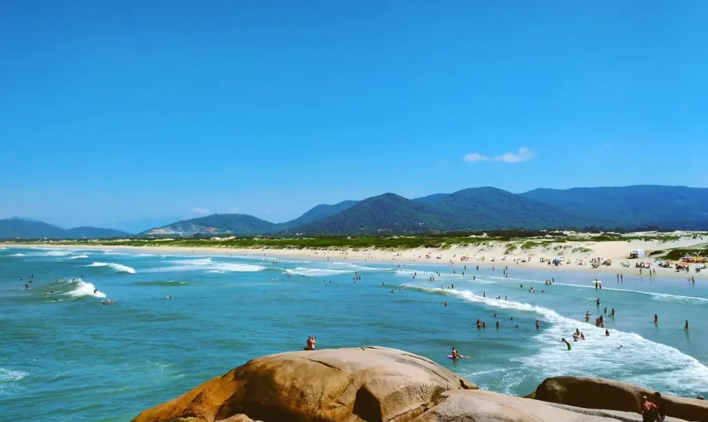 Matéria com dicas de viagens sobre Florianópolis
