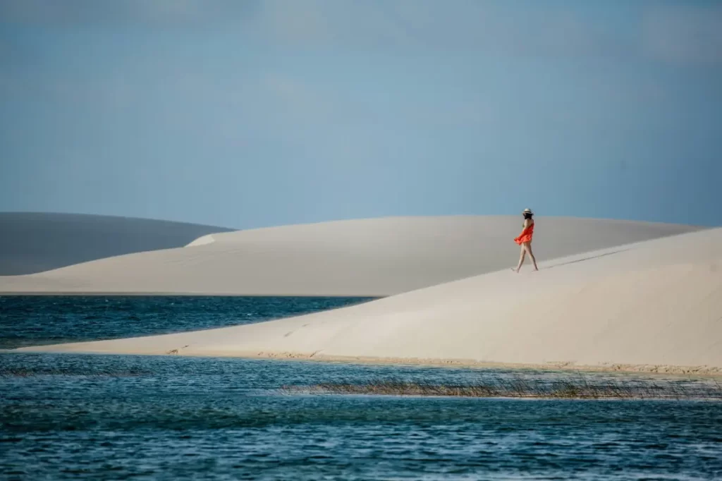 Barreirinhas com passeios nos Lençóis Maranhenses, no Maranhão, com dunas e lagoas cristalinas