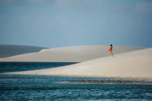 Barreirinhas com passeios nos Lençóis Maranhenses, no Maranhão, com dunas e lagoas cristalinas