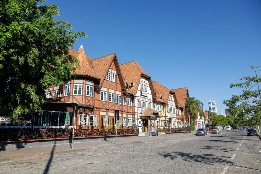 Arquitetura de influência alemã e a organização característica da cidade catarinense