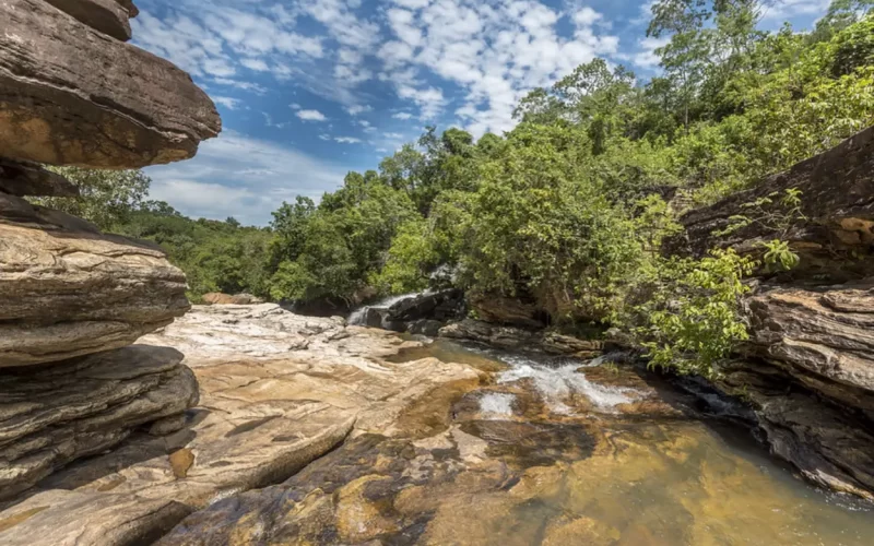 Cachoeira Meia Lua Usina, ponto turístico de Pirenópolis