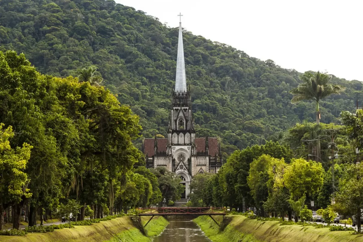 Catedral de São Pedro de Alcântara, um dos marcos de Petrópolis