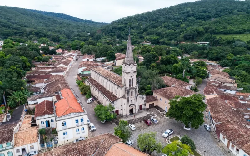 Igreja Nossa Senhora do Rosário, na cidade de Goiás, GO, com arquitetura histórica