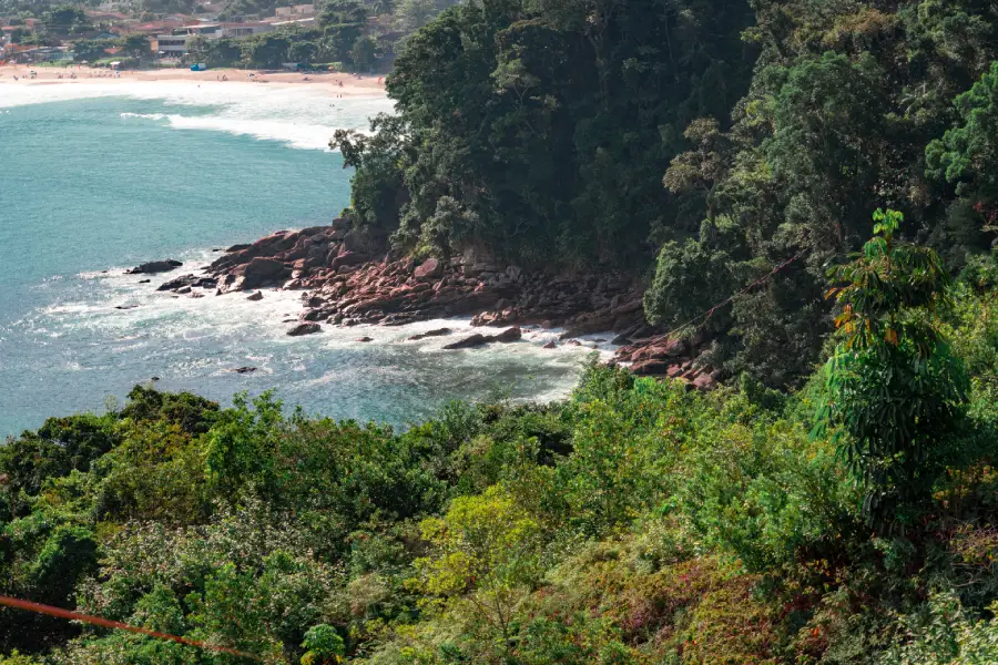 O mirante da trilha entre Maresias e Paúba encanta com vista do litoral norte de SP