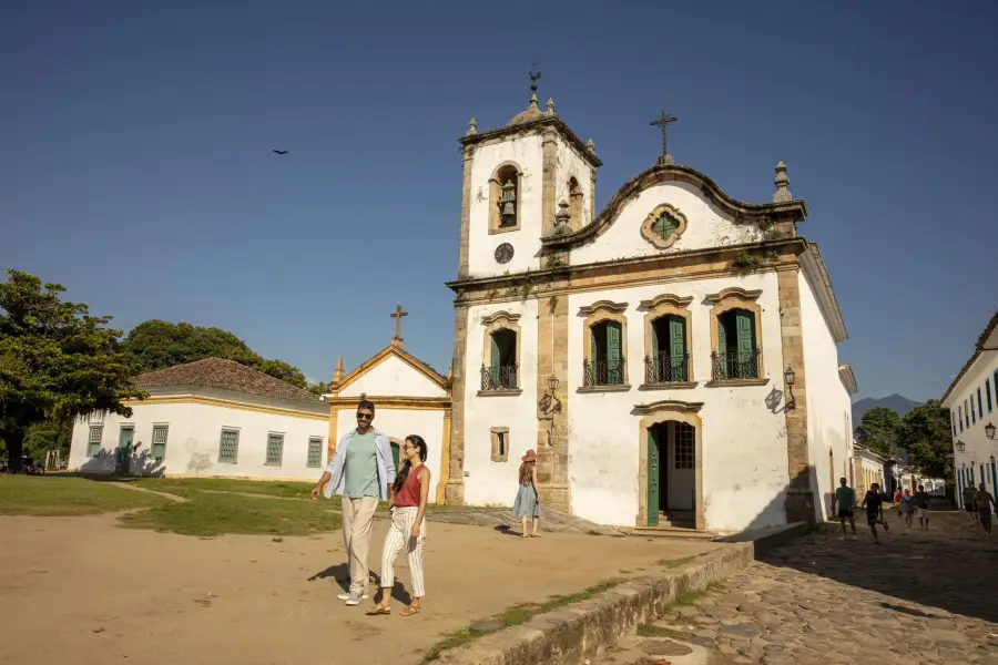 Paraty RJ, destino histórico e natural no litoral fluminense
