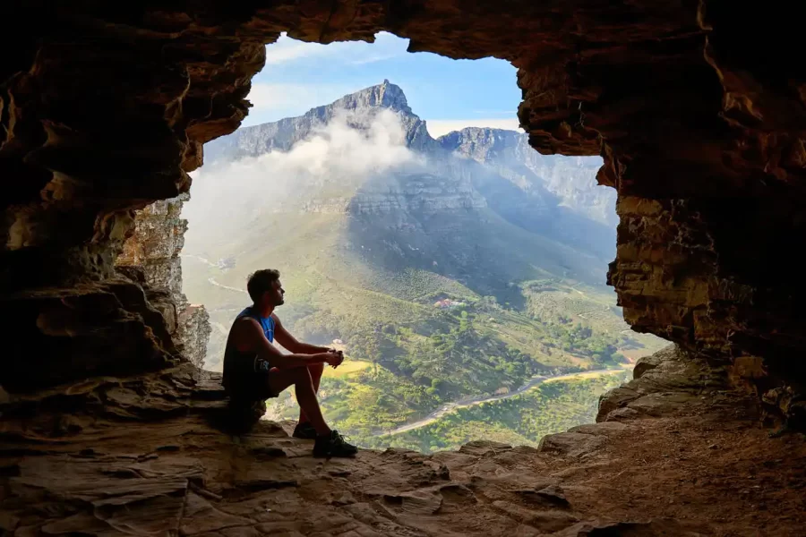 tours guiados, passeios na natureza e espetáculos pelo mundo